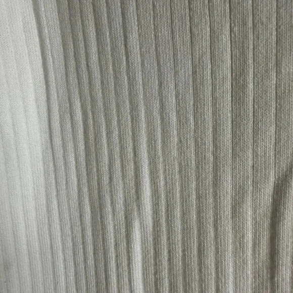 Free People Beach To Night Midi chunky sweater Skirt in cream. Size M - Picture 3 of 8